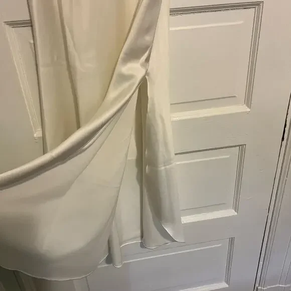 Vintage Gold label Victoria Secret ivory white night gown M - Picture 6 of 10